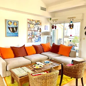 Prado Spacious And Sunny Loft In Appartement
